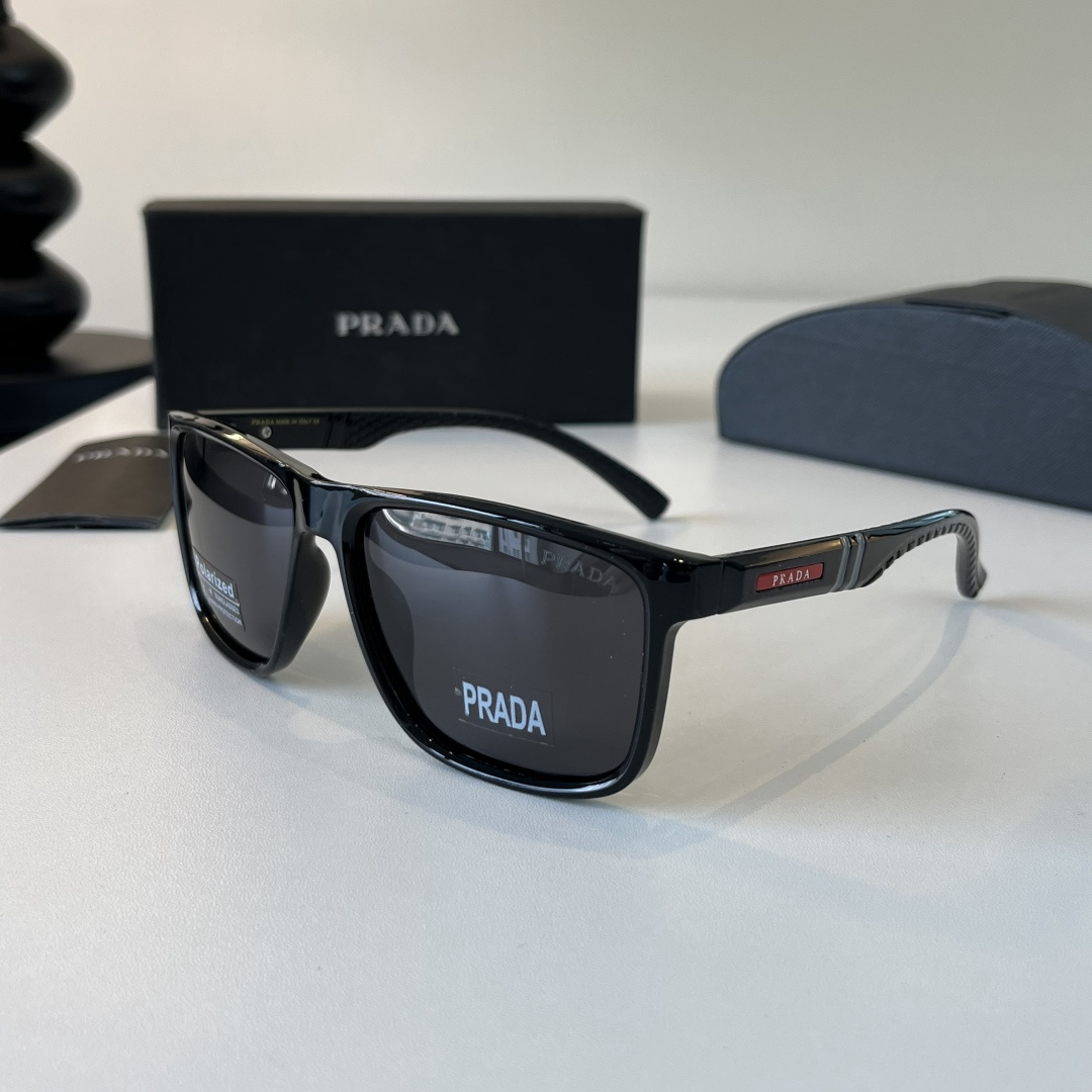 Prada ! ! Sunglasses view 4