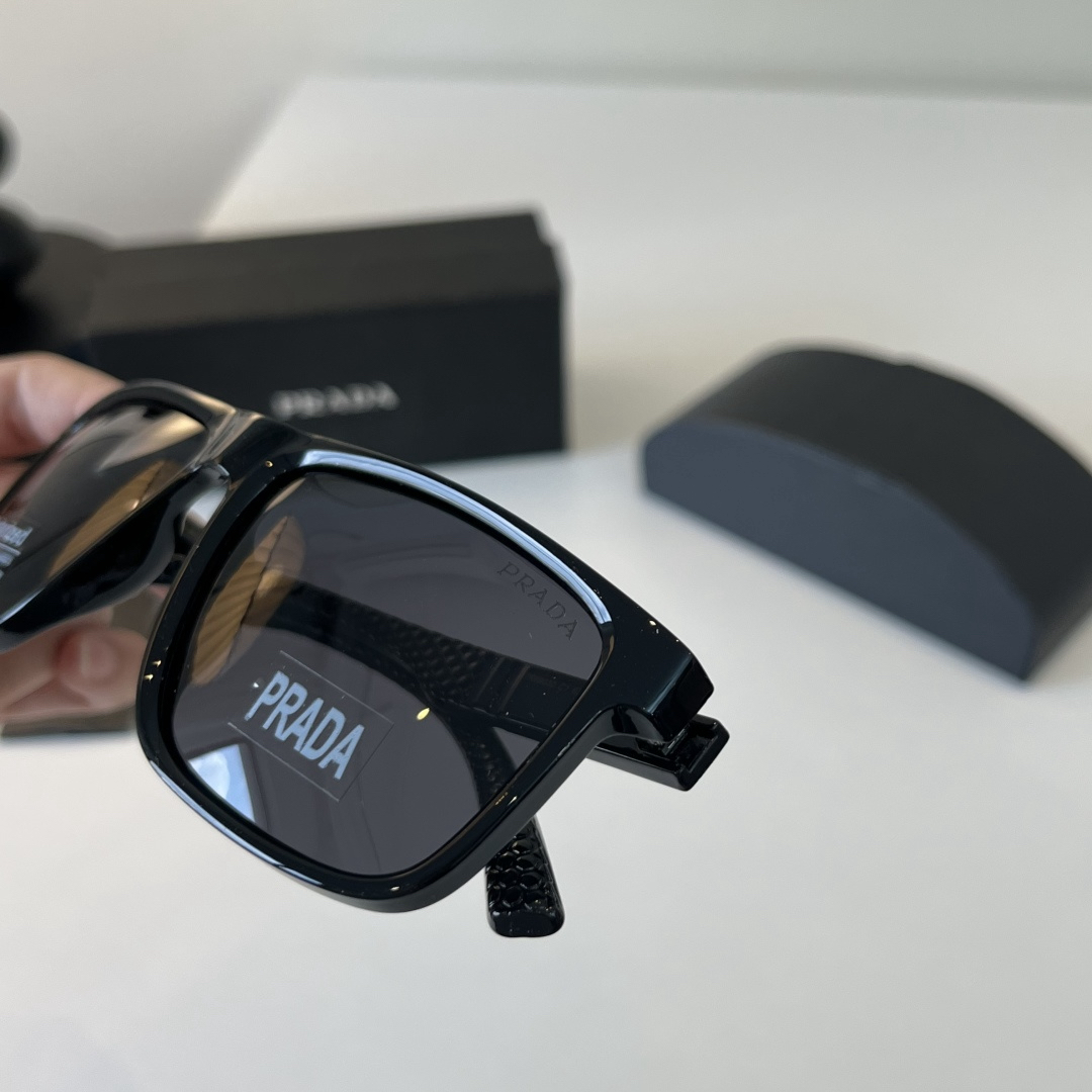 Prada ! ! Sunglasses view 7