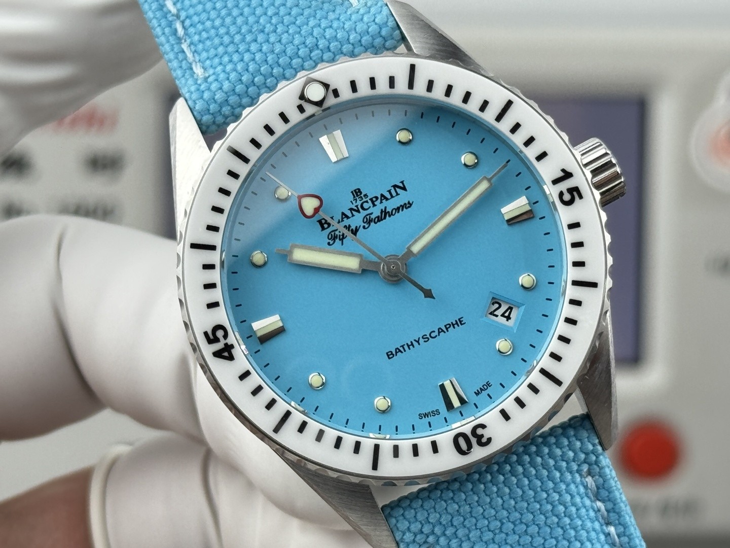 Ceramic Watch view 4