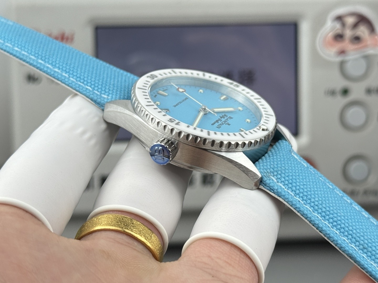 Ceramic Watch view 7