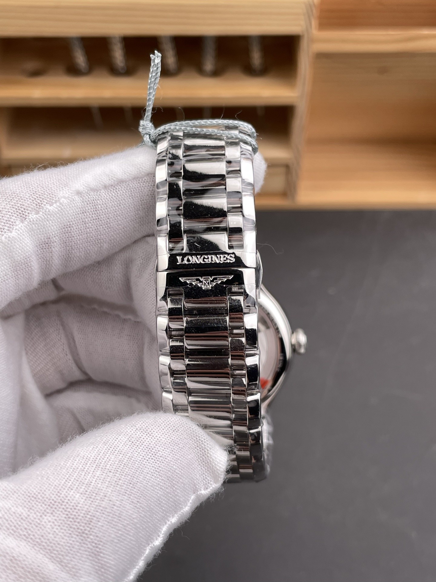Longines Mother of Pearl Dial Watch view 8