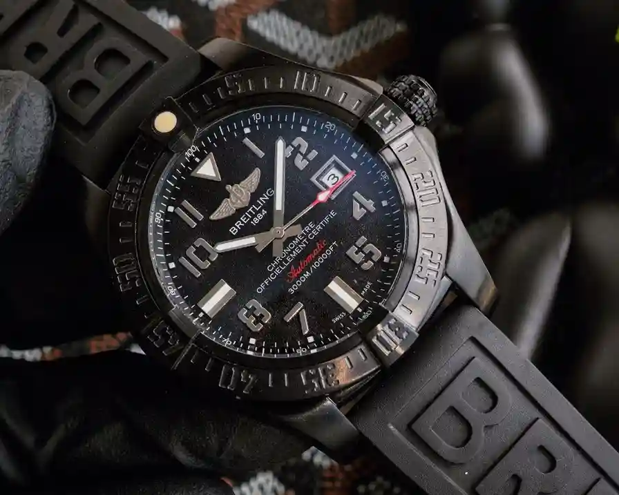 General Watches Breitling white 530 black 550 Watch view 2