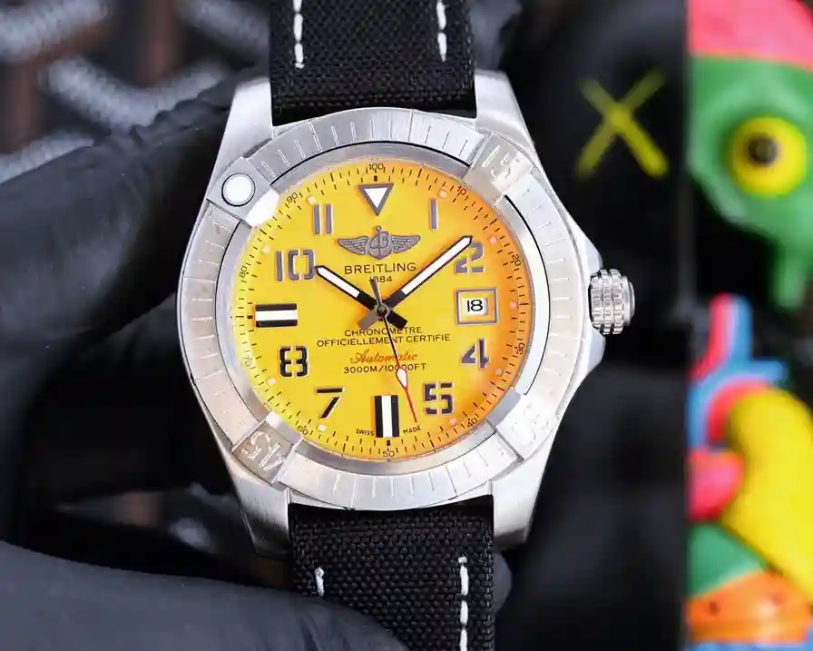 General Watches Breitling white 530 black 550 Watch view 9