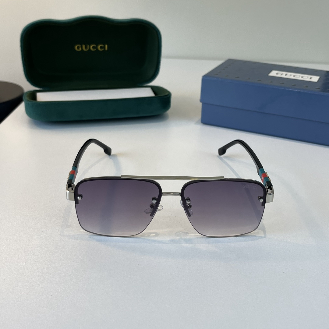 Gucci Sunglasses view 3