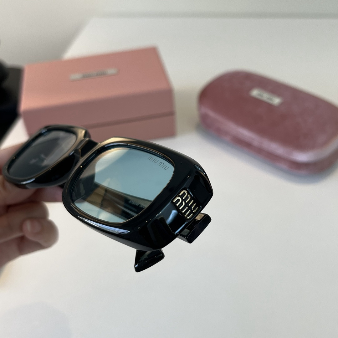 Miu Miu miumiu , Sunglasses view 7