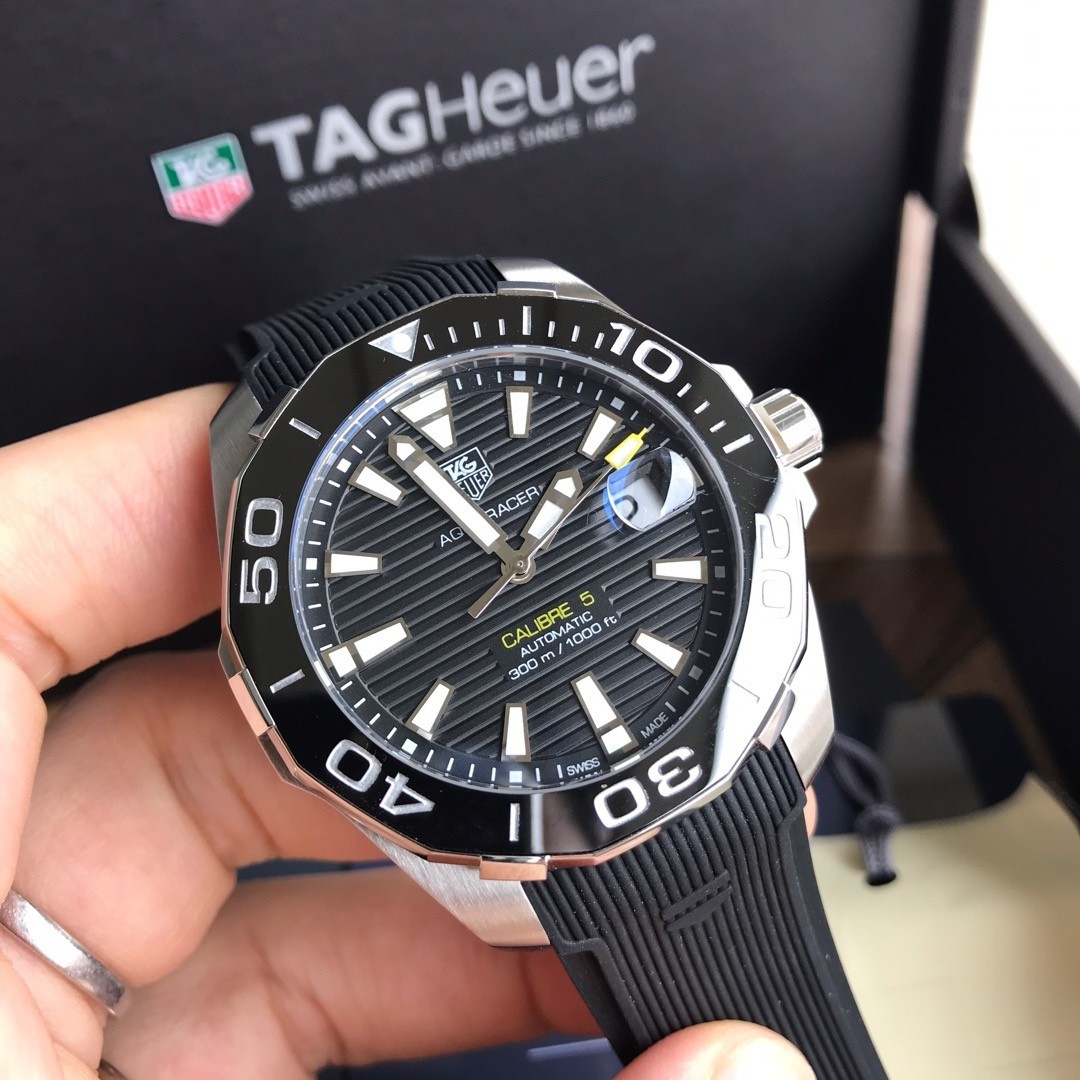 TAG Heuer Aquaracer Stainless Steel Automatic 41mm Watch view 2