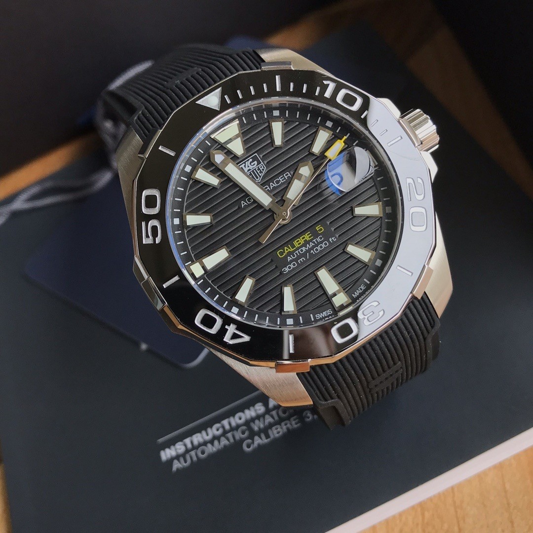TAG Heuer Aquaracer Stainless Steel Automatic 41mm Watch view 4