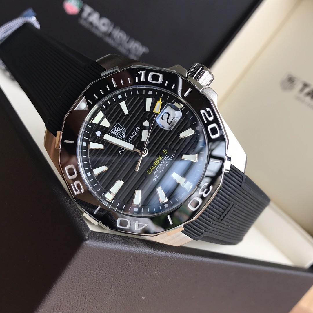 TAG Heuer Aquaracer Stainless Steel Automatic 41mm Watch view 5