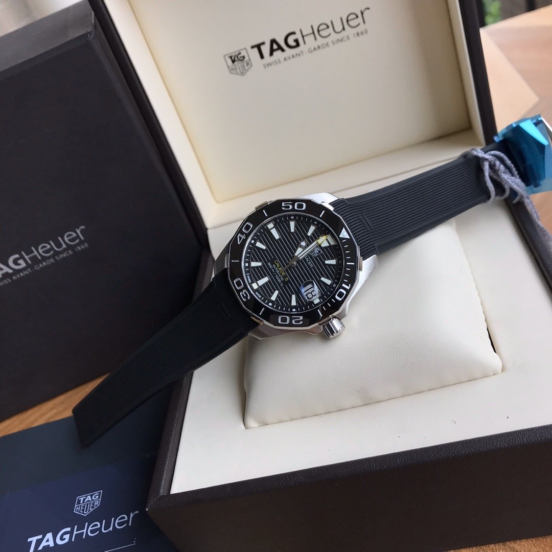 TAG Heuer Aquaracer Stainless Steel Automatic 41mm Watch view 6