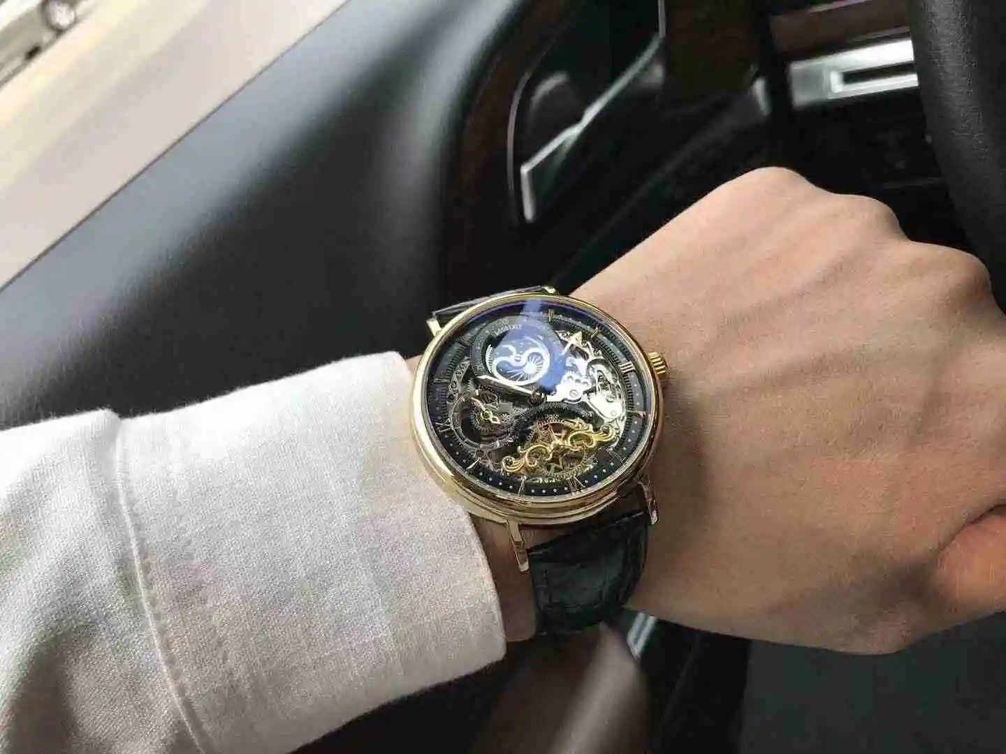 General Watches WADU White 370 Gold 390 Watch view 4