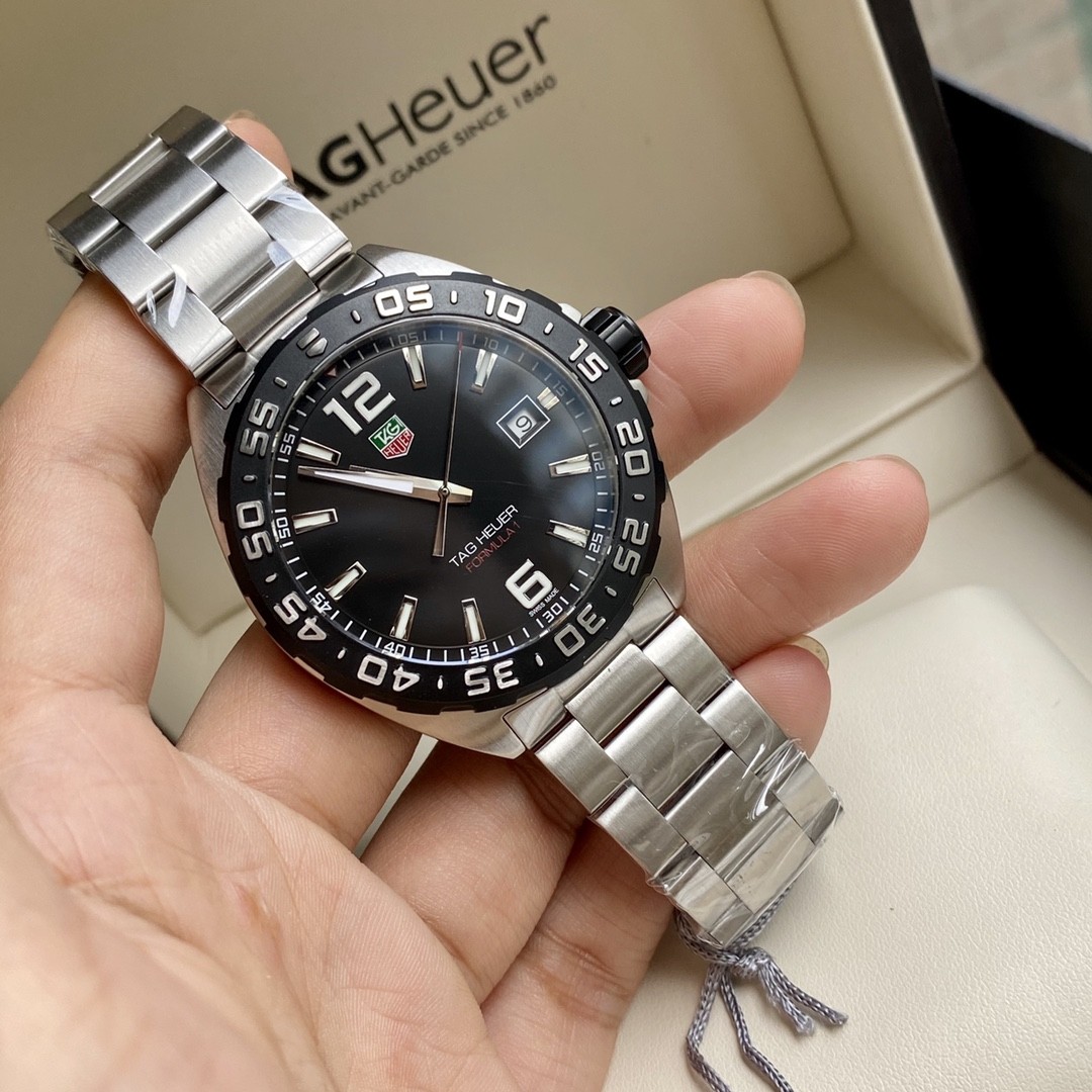 TAG Heuer Formula 1 Quartz 41mm Watch view 6
