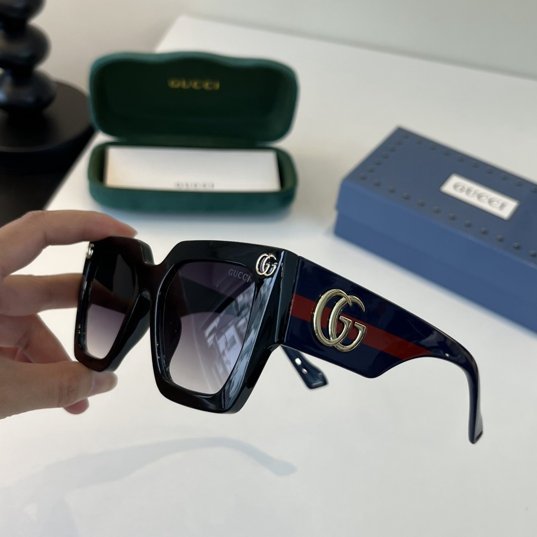 Gucci Sunglasses view 5