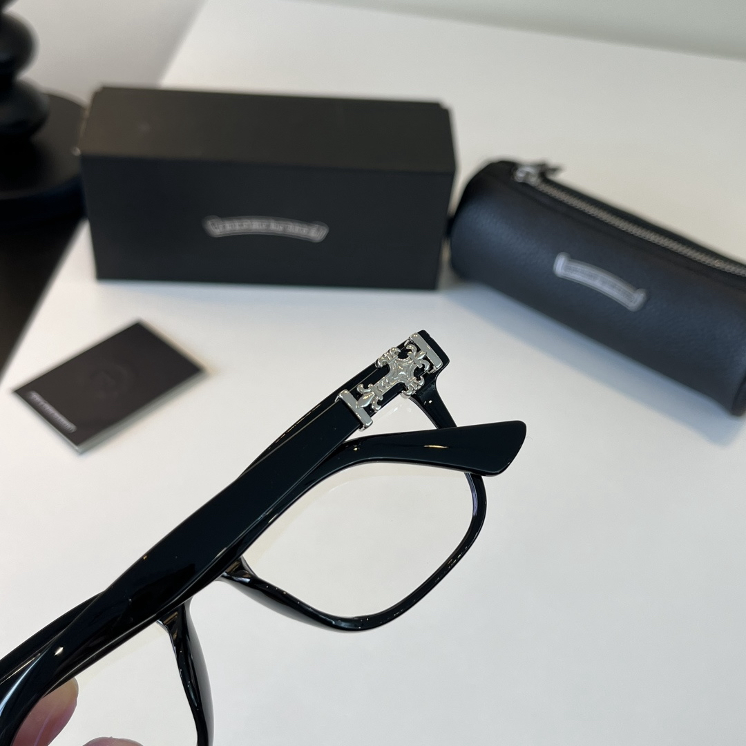 Chrome Hearts CRANRE HEARNT BONE PRONE III Sunglasses view 9