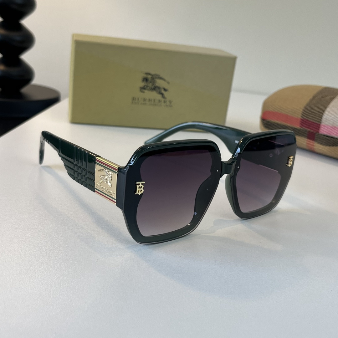 Burberry 2026 Sunglasses view 1