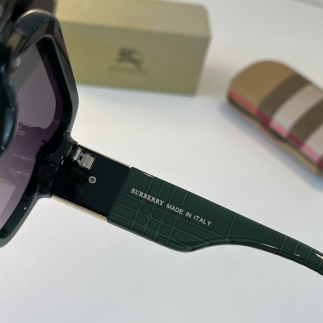 Burberry 2026 Sunglasses view 10