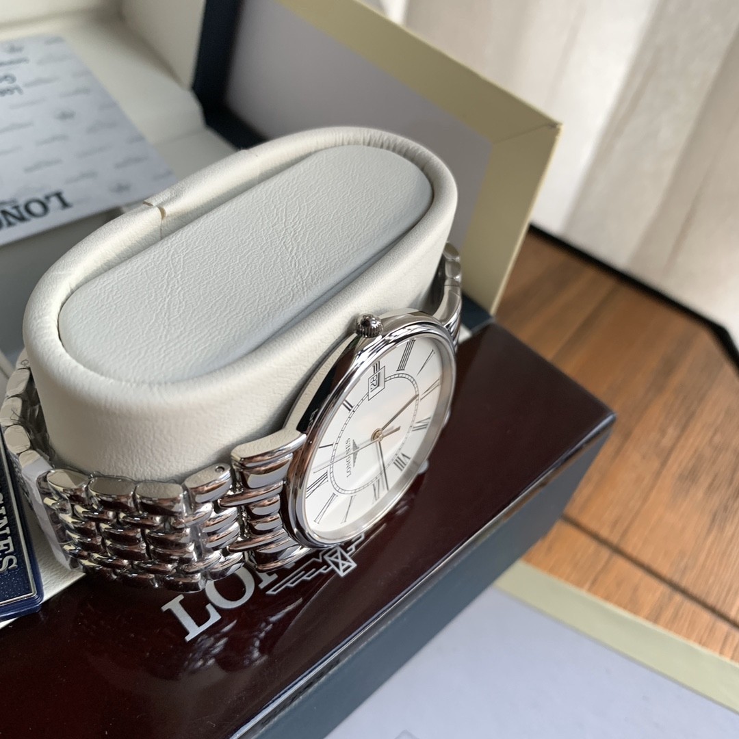 Longines Quartz Watch view 5