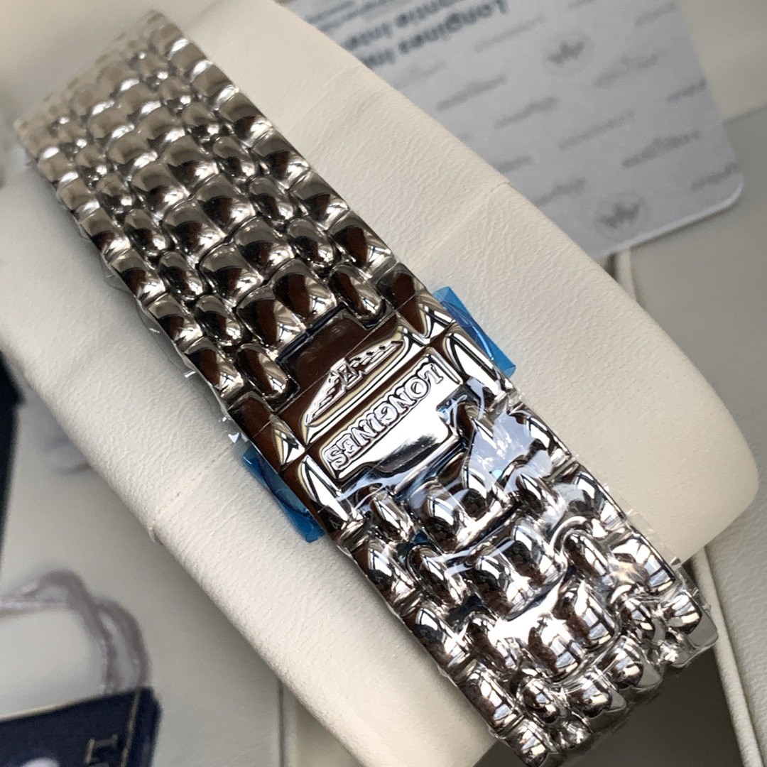 Longines Quartz Watch view 6