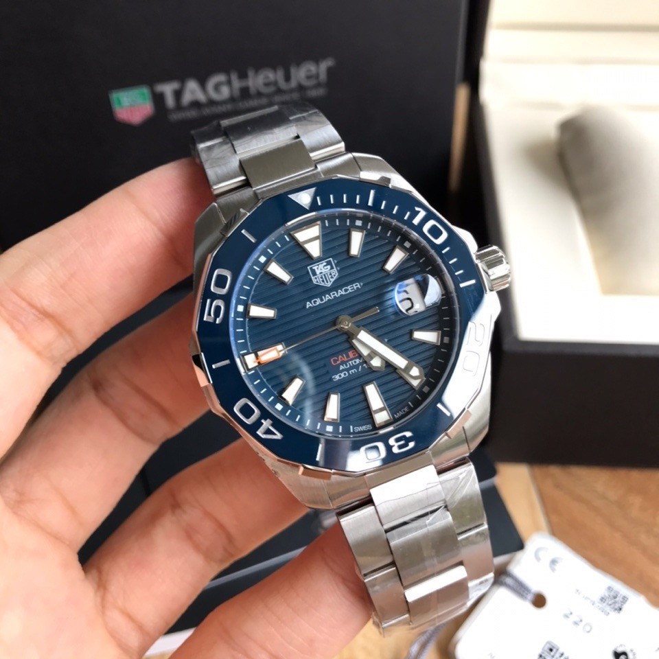 TAG Heuer Aquaracer Stainless Steel Automatic 41mm Watch view 2