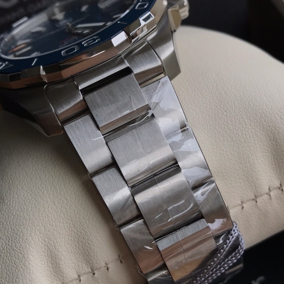 TAG Heuer Aquaracer Stainless Steel Automatic 41mm Watch view 5