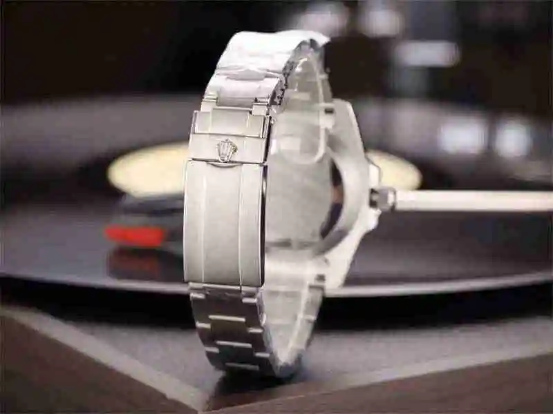 General Watches LK38 diameter 40mm thickness 13mm Watch view 2