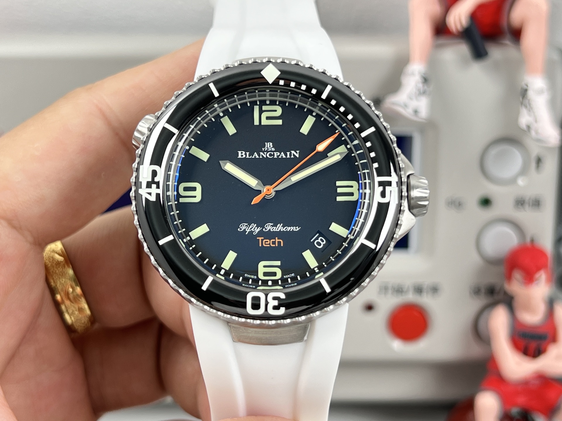 Automatic Watch view 1
