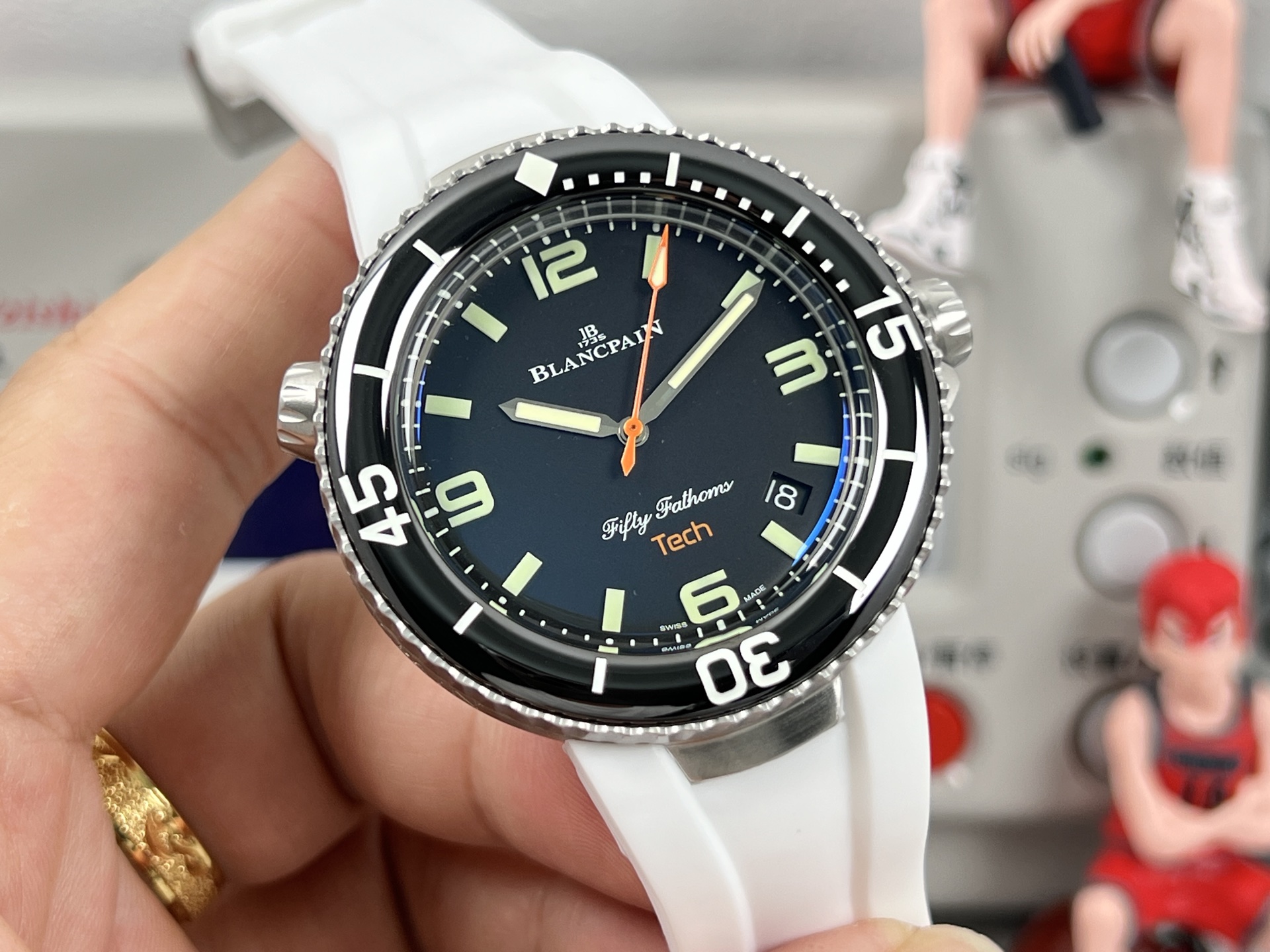 Automatic Watch view 2