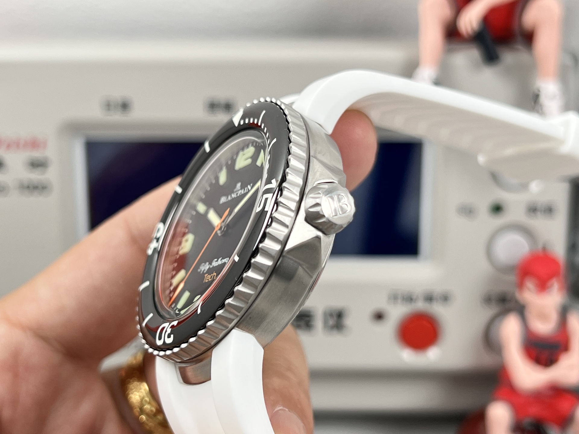 Automatic Watch view 6
