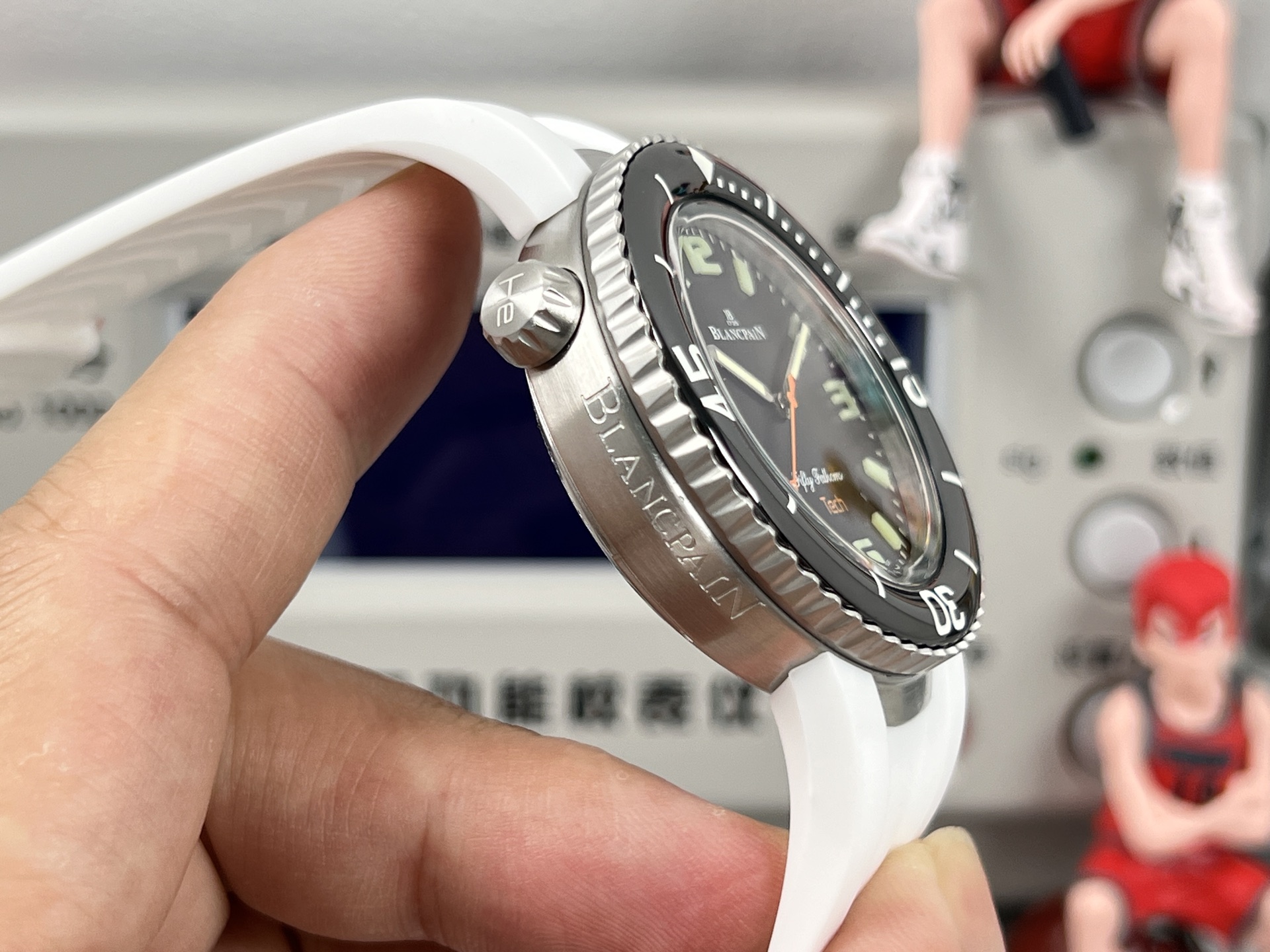 Automatic Watch view 7