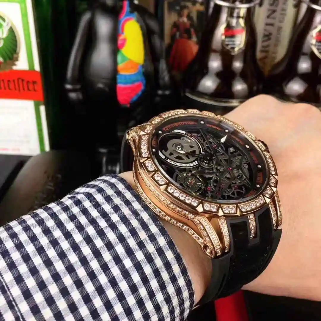 General Watches Roger Dubo Half Diamond White 650 Rose 670 Full Diamond White 750 Rose 770 Watch view 8