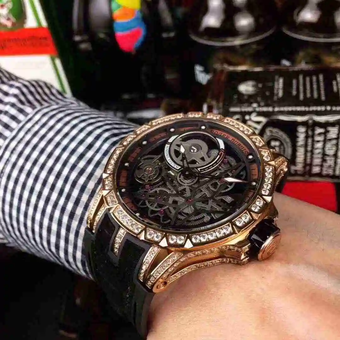 General Watches Roger Dubo Half Diamond White 650 Rose 670 Full Diamond White 750 Rose 770 Watch view 9