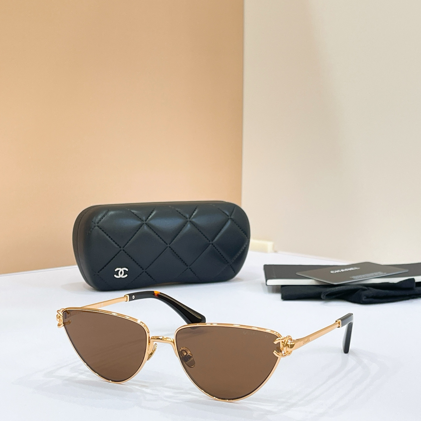 CHANE EL:4305 Size 57-17-145 Sunglasses view 3