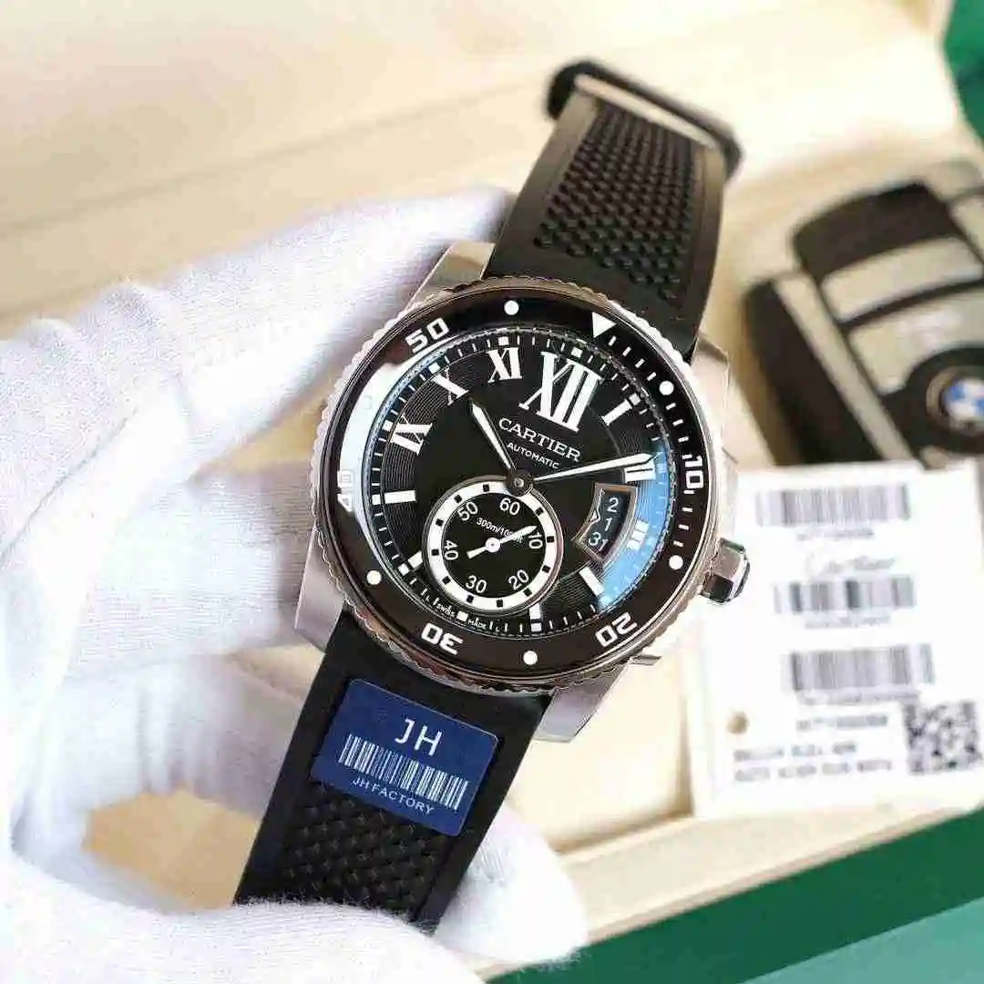 General Watches CALIBRE DE CARTIER diving series Watch view 6