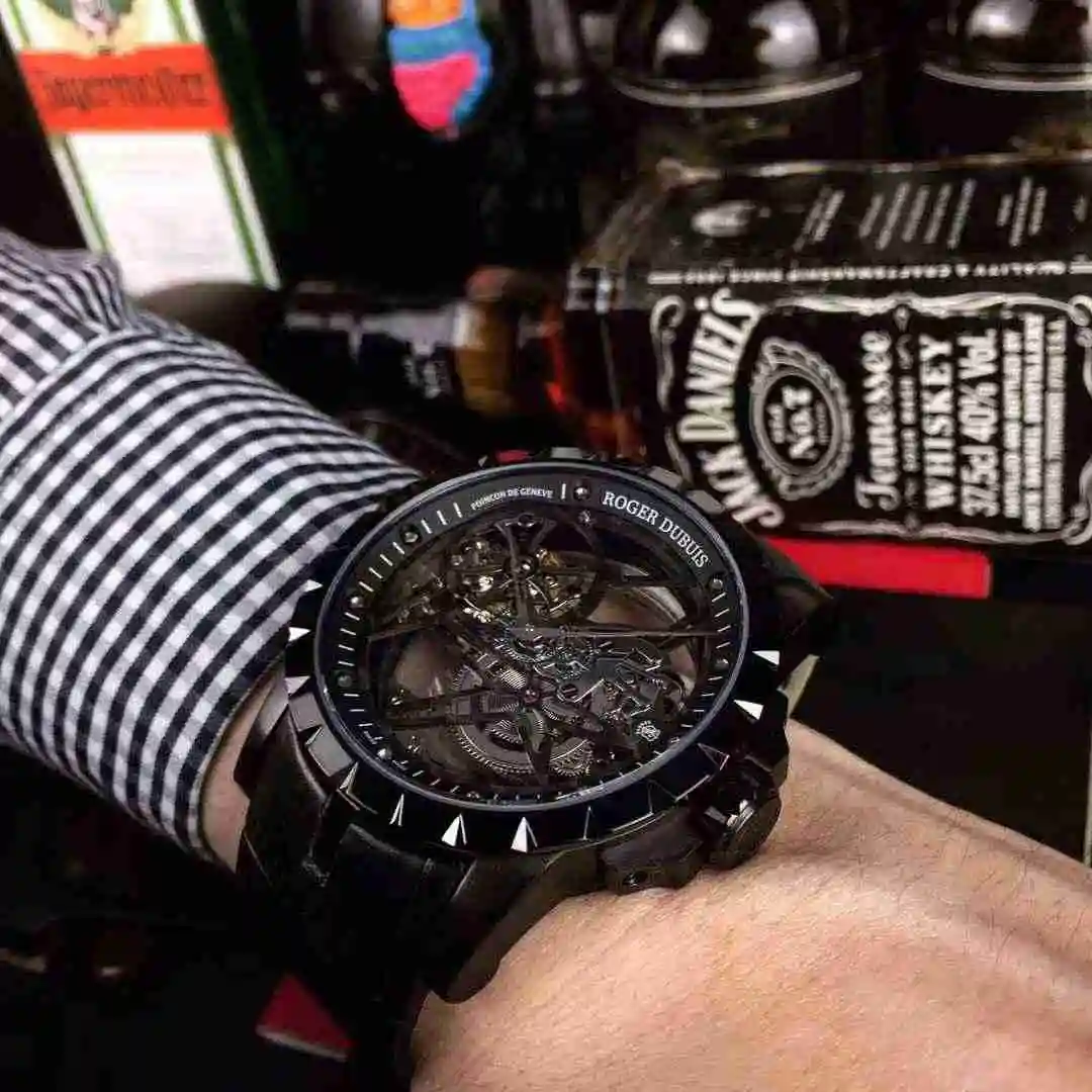 General Watches Roger Dubby 400 rose 420 Watch view 9