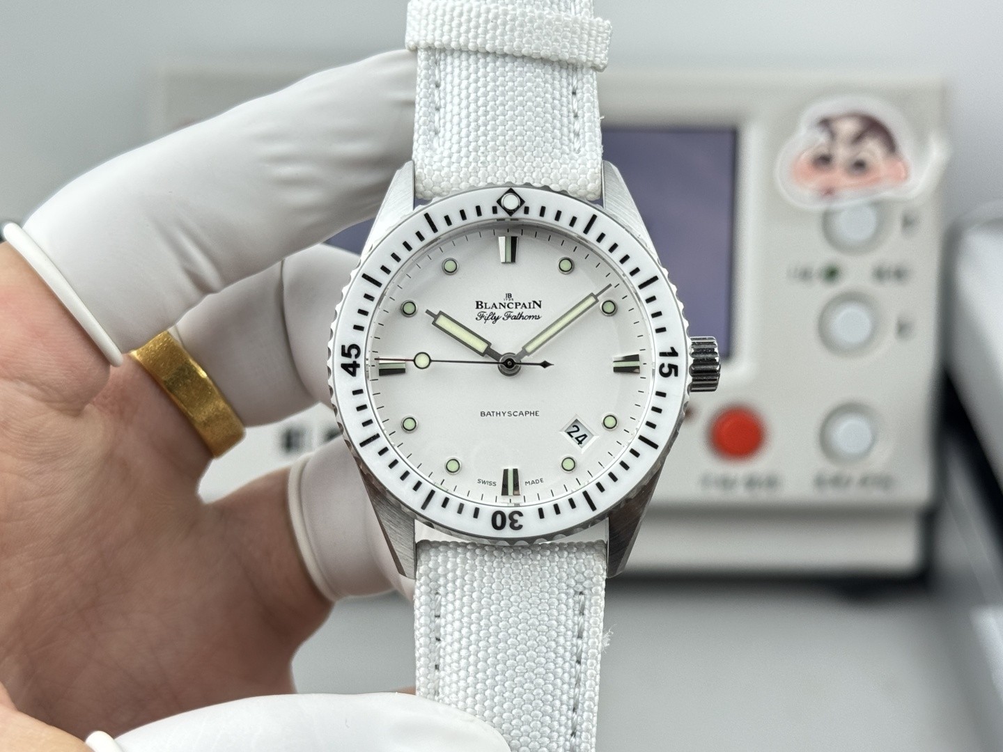 Ceramic Watch view 1