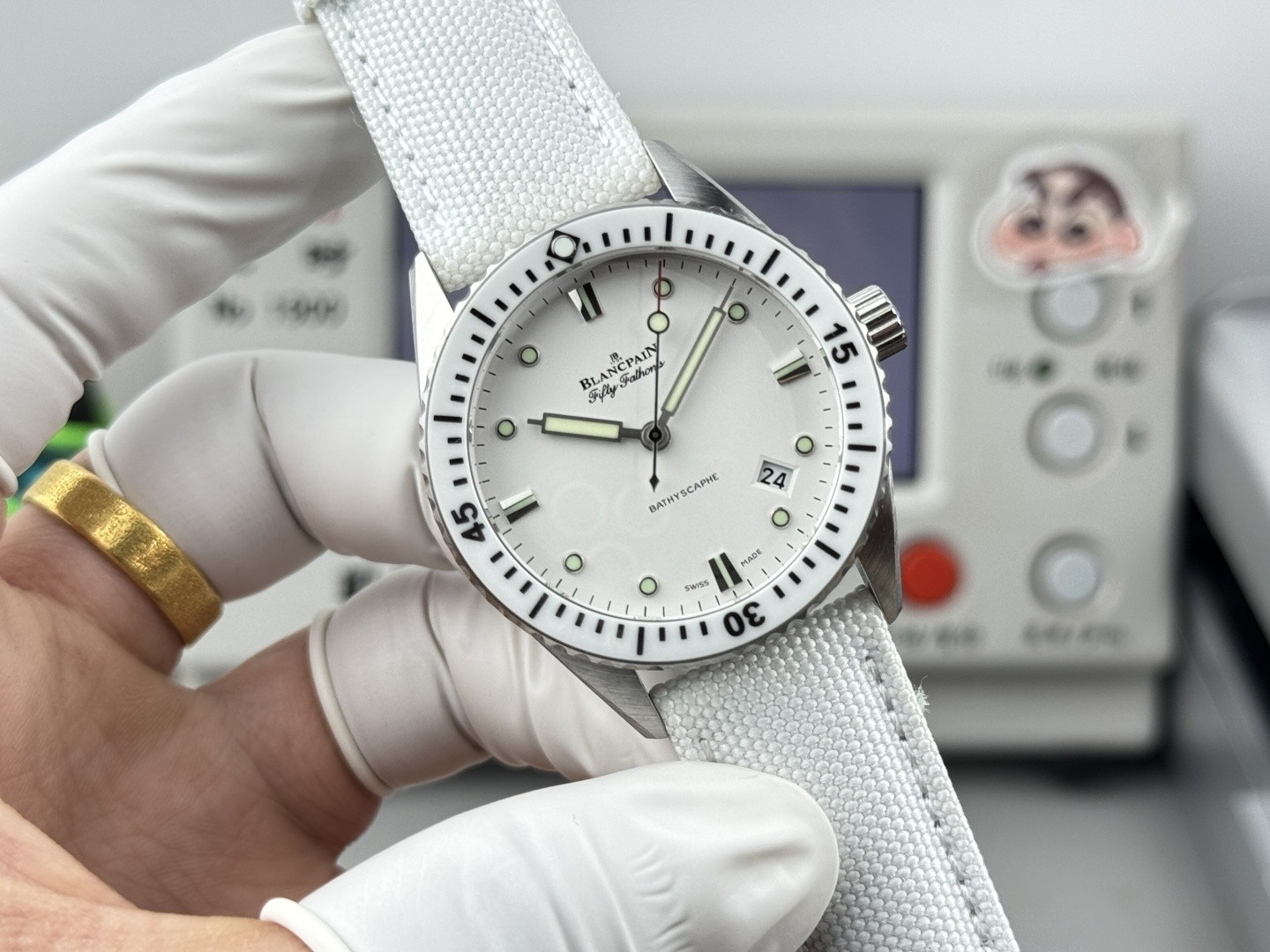Ceramic Watch view 2