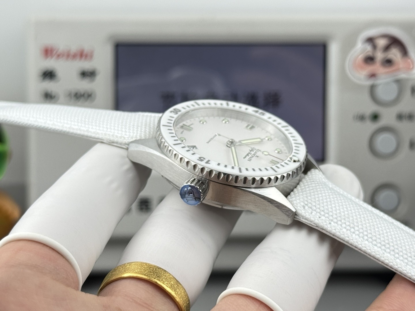 Ceramic Watch view 7