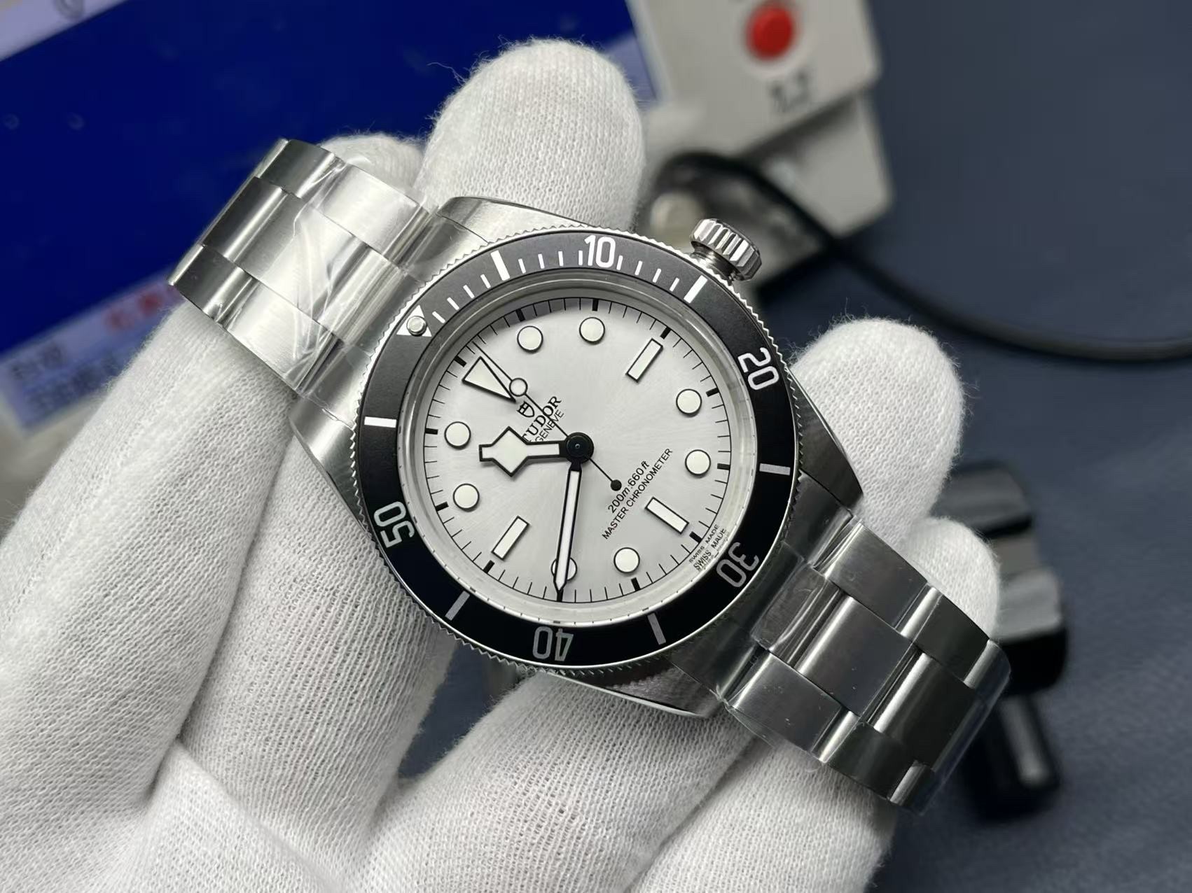 Tudor 43mm Watch view 1