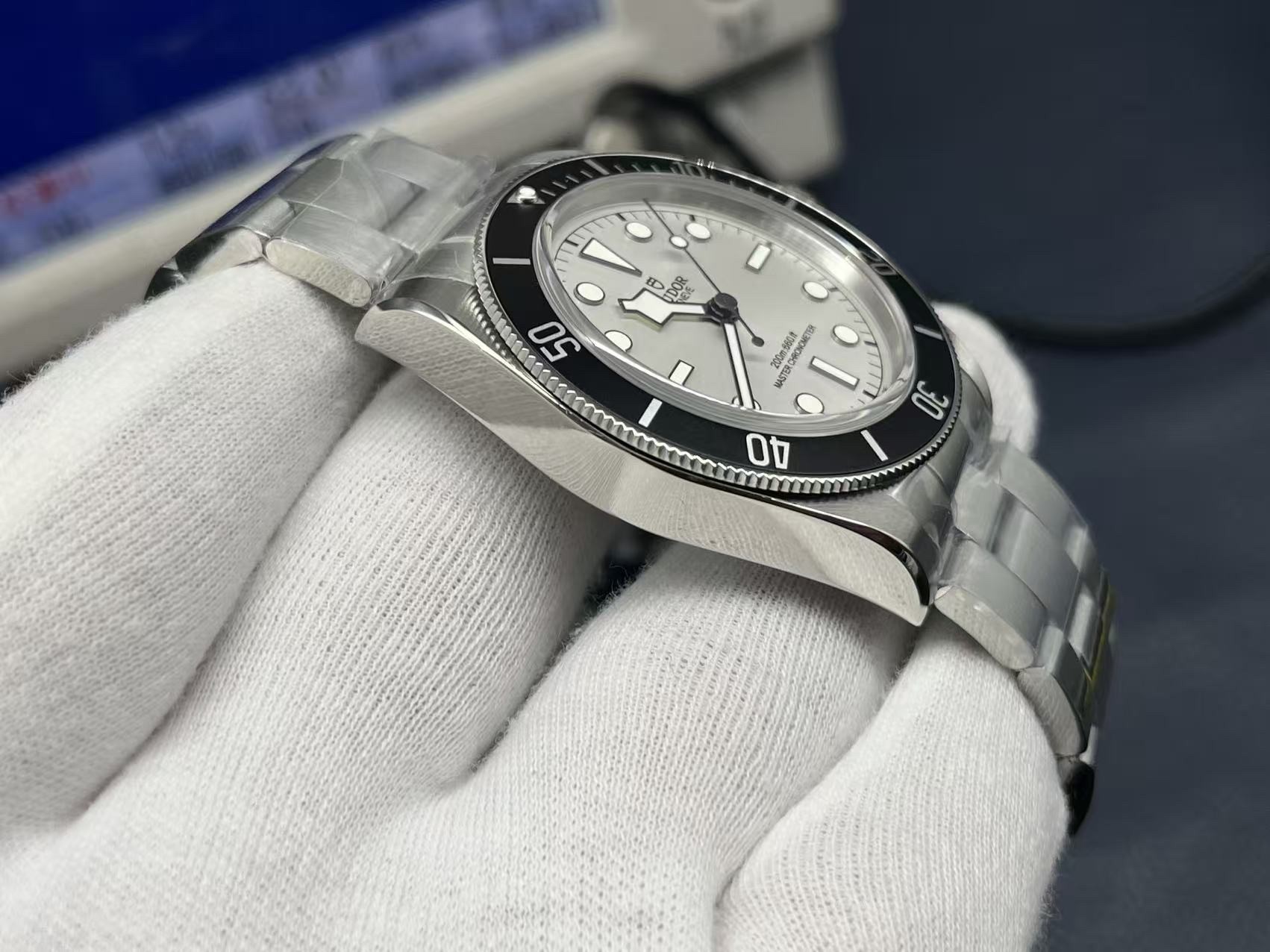 Tudor 43mm Watch view 5