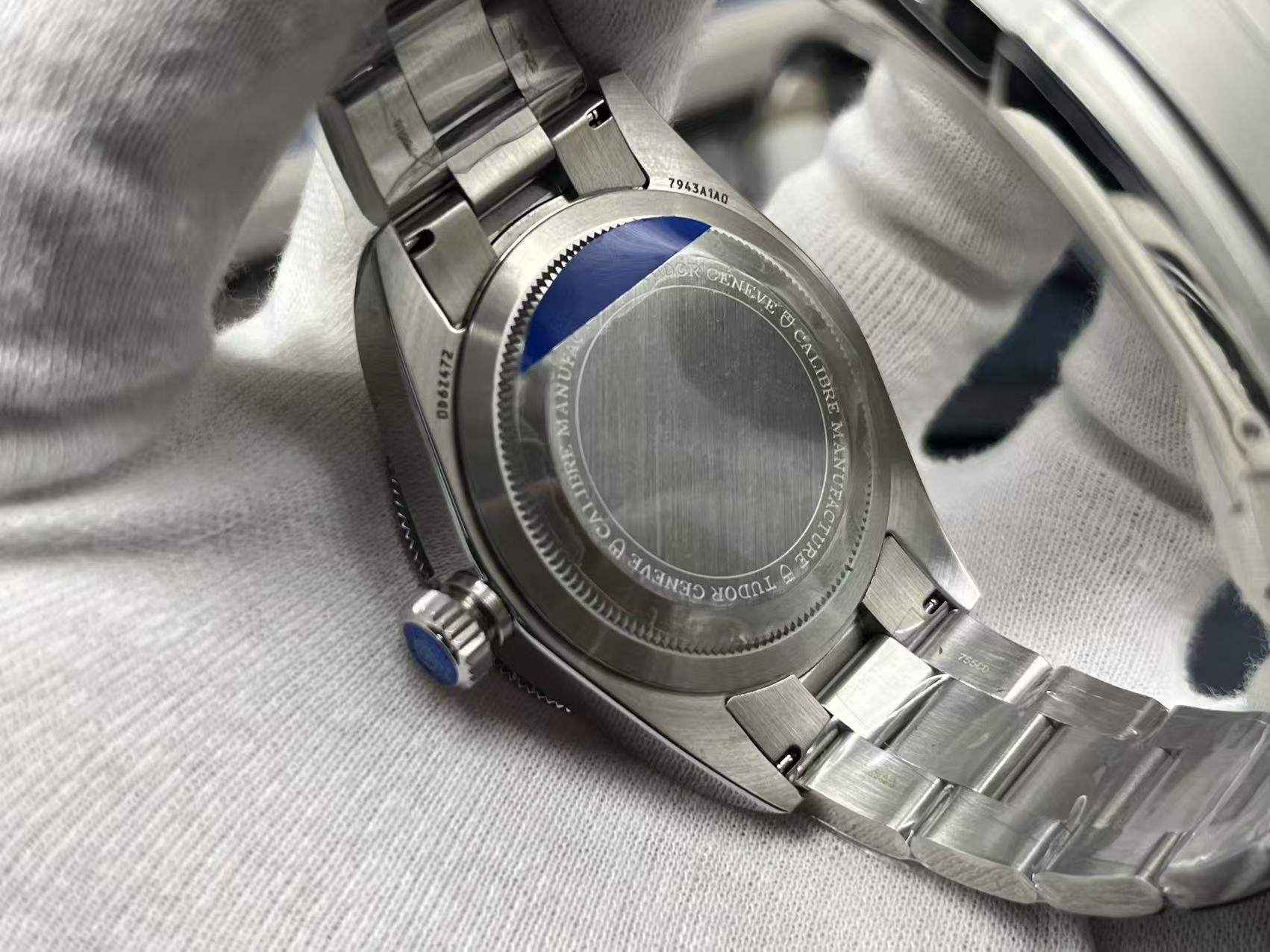 Tudor 43mm Watch view 7