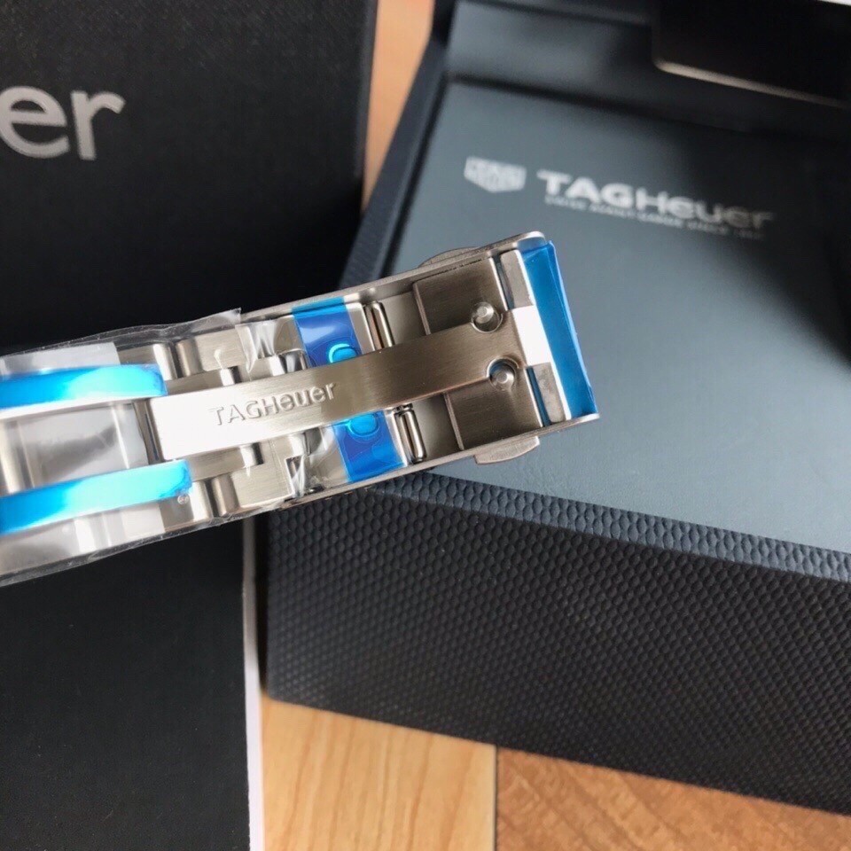 TAG Heuer Aquaracer Stainless Steel Automatic 43mm Watch view 4