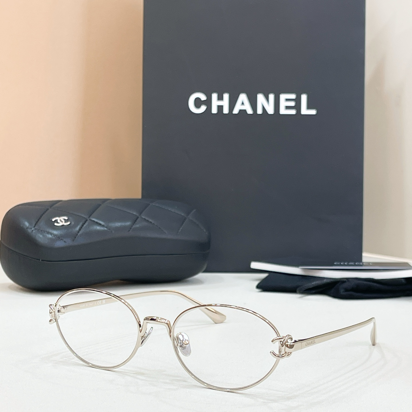 CHANE EL:4304 Size 54-18-145 Sunglasses view 2