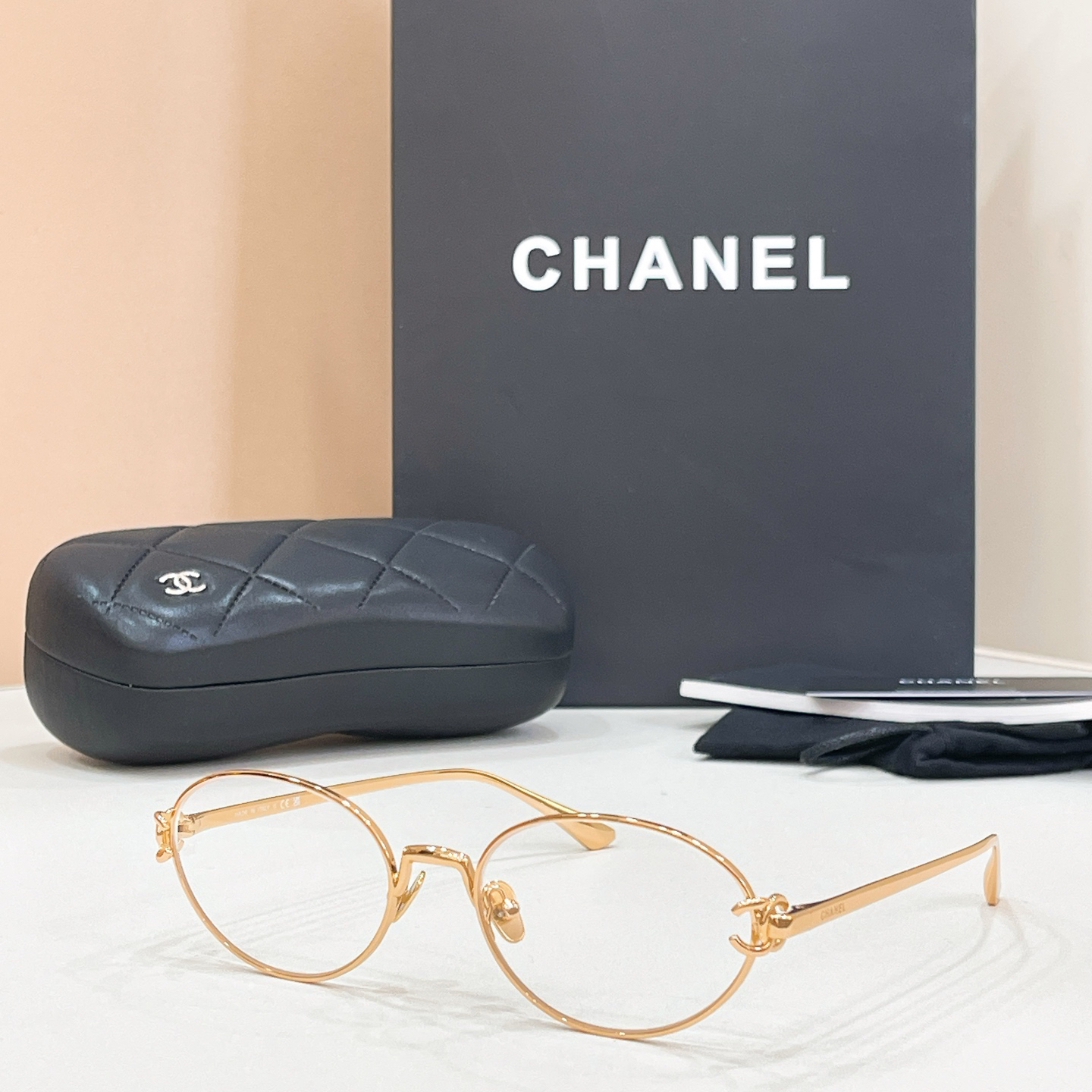 CHANE EL:4304 Size 54-18-145 Sunglasses view 4