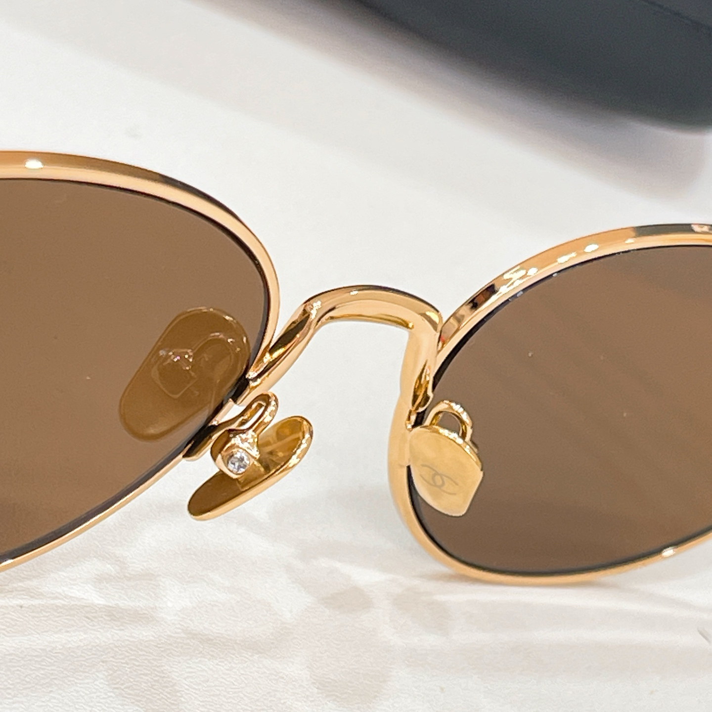 CHANE EL:4304 Size 54-18-145 Sunglasses view 9