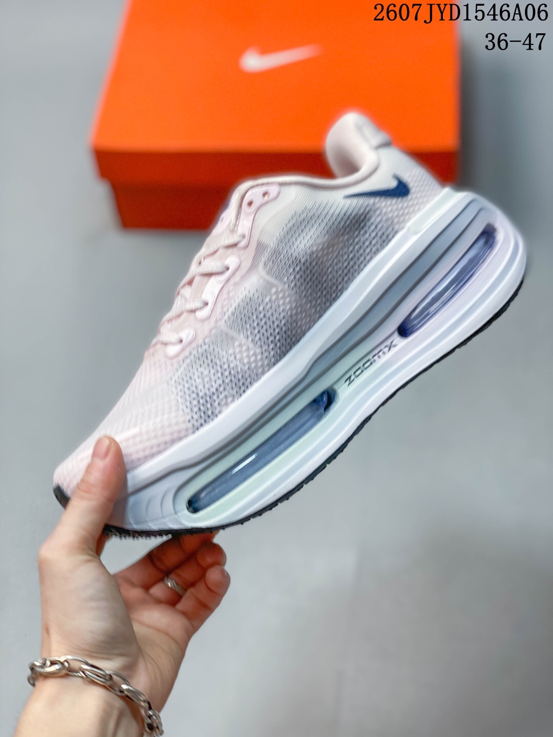 Nike HM5973-606 Running Shoes detail view 2