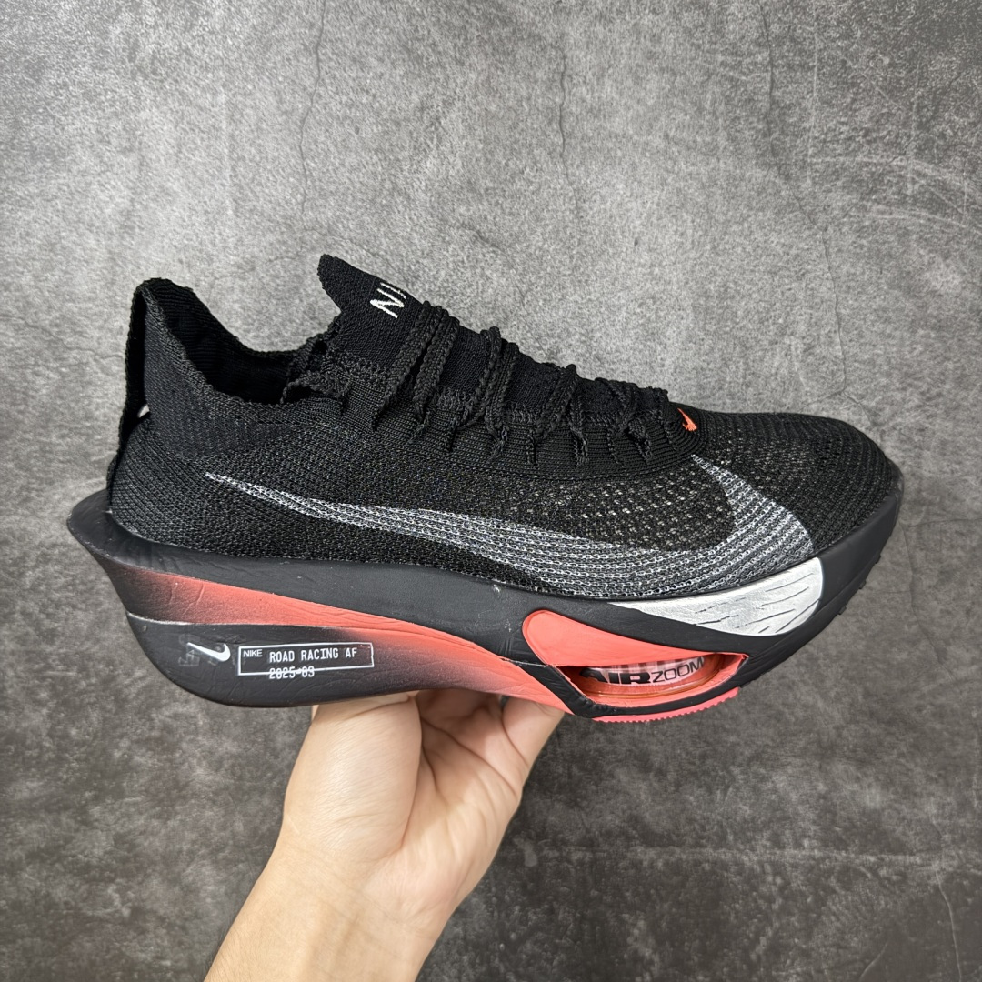 Nike IR1996-001 Sneakers main view