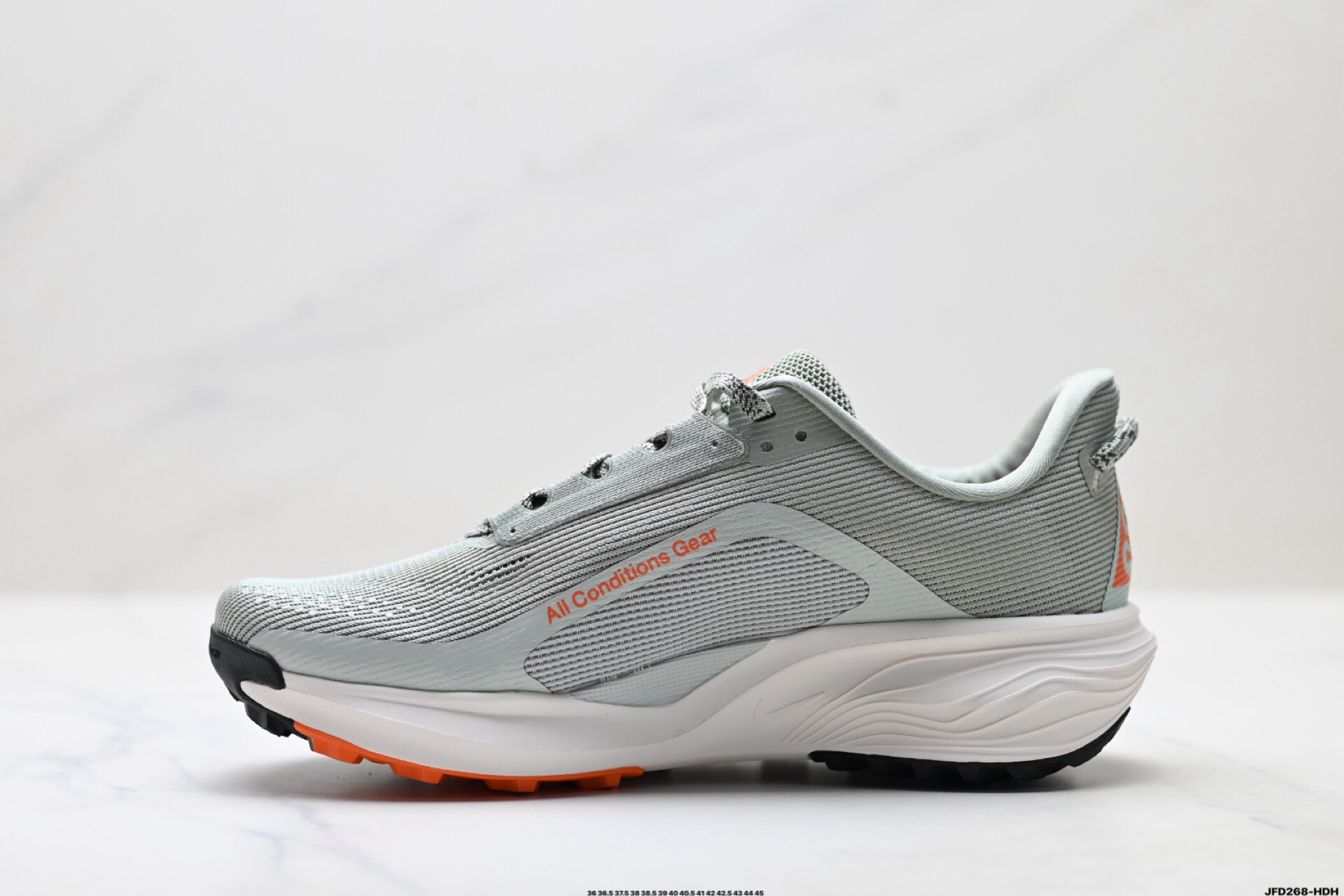 Nike HV8116-310 Running Shoes detail view 2