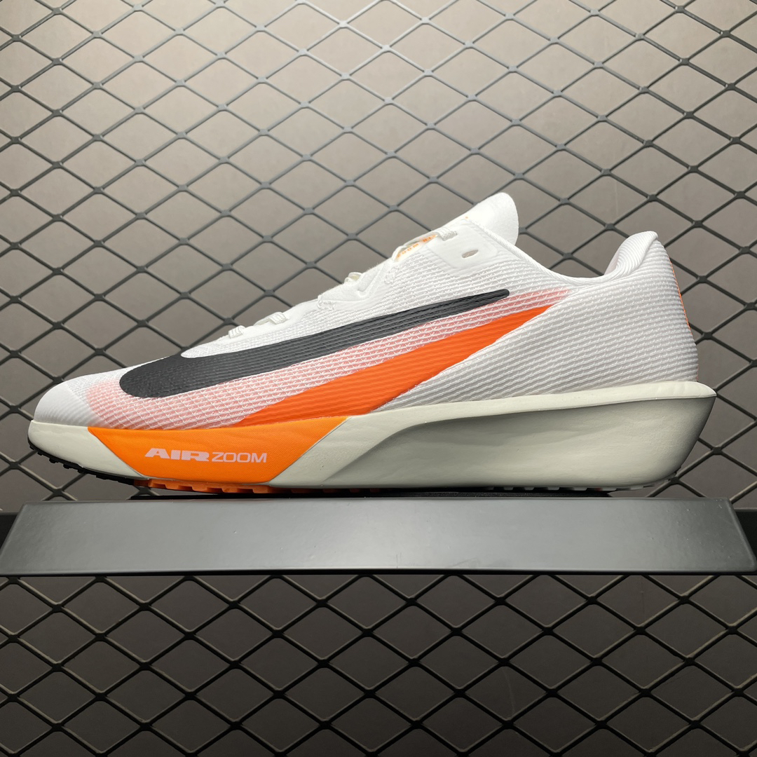 Nike FV6040-101 Sneakers main view