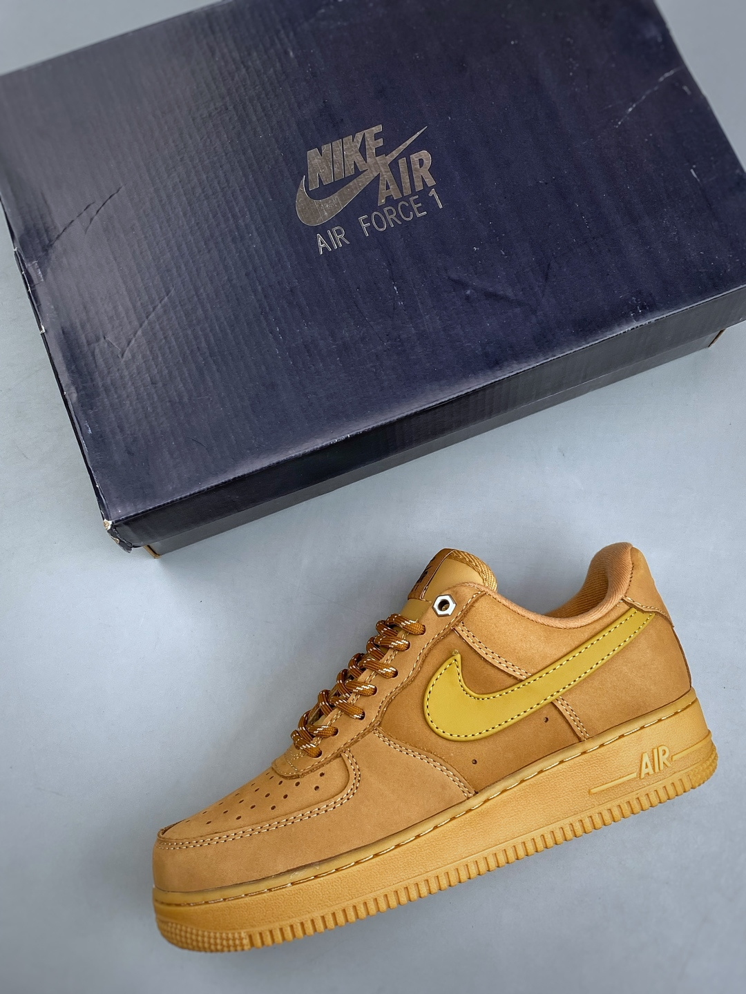 Nike Air Force 1 Sneakers Brown detail view 2