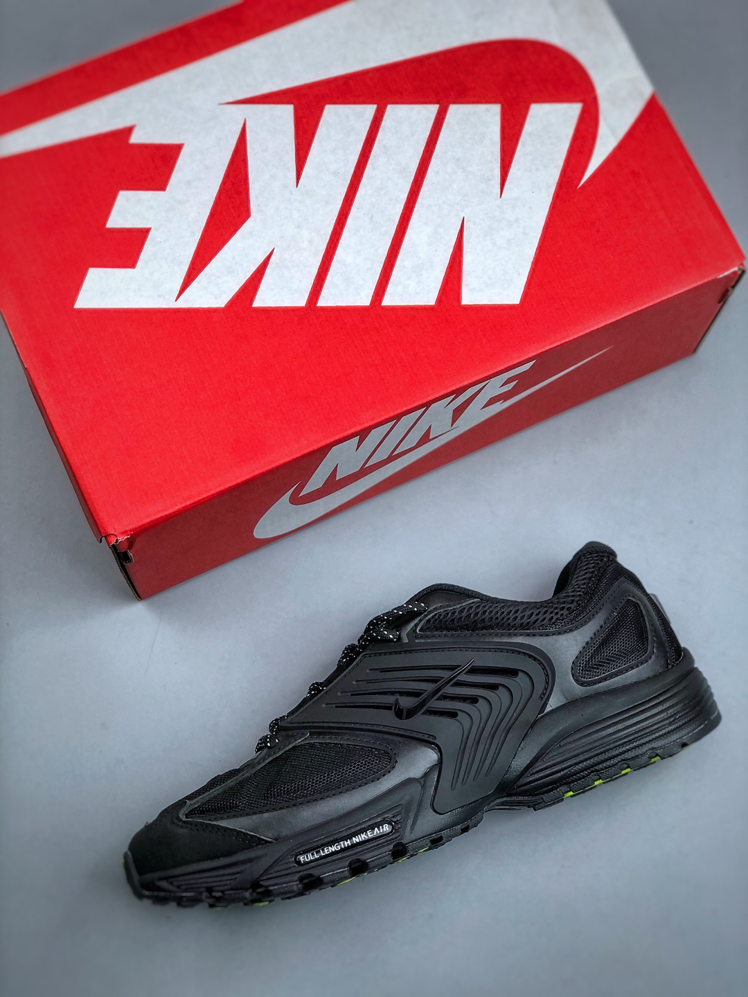 Nike IB0612 001 Running Shoes detail view 2