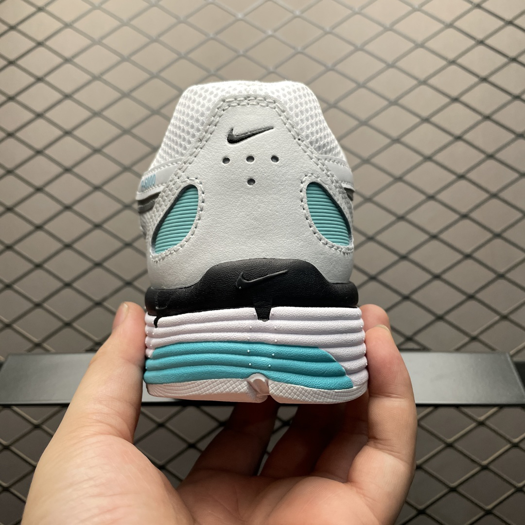 Nike BV1021-104 Sneakers detail view 1